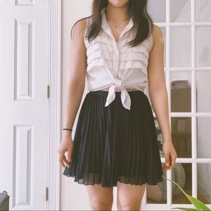 Hollister Small Accordion pleated Skirt